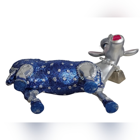 Enesco Treasured Bovines By Sisters Too Showgirl Large Cow Figurine Blue 888125 - Picture 6 of 7